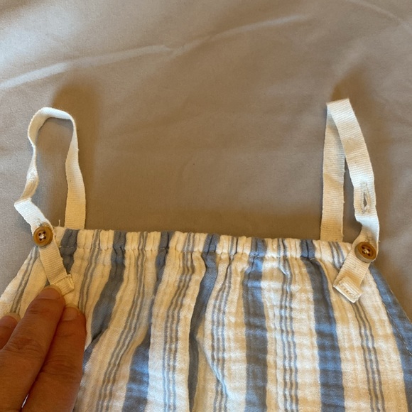 Chelsea & Violet size 6 and Old Navy size small 6-7 summer dress bundle. - Picture 8 of 10